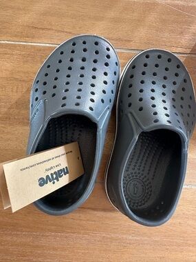 Native Shoes Miles Kids C7 gray